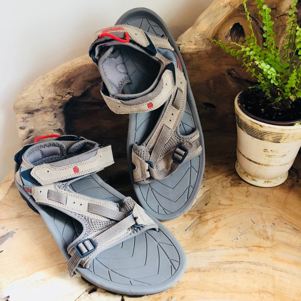 Men's Tevas